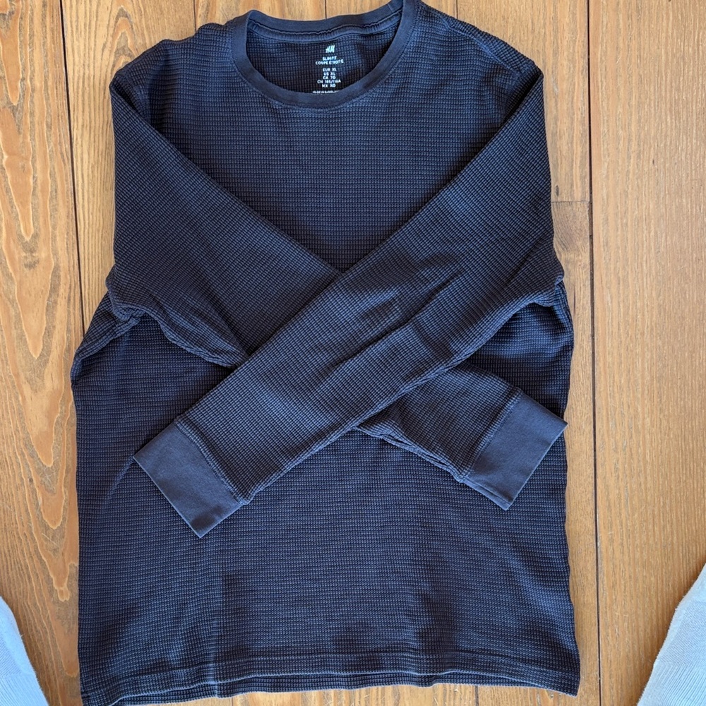 H&M Dark Gray Long Sleeve Tee